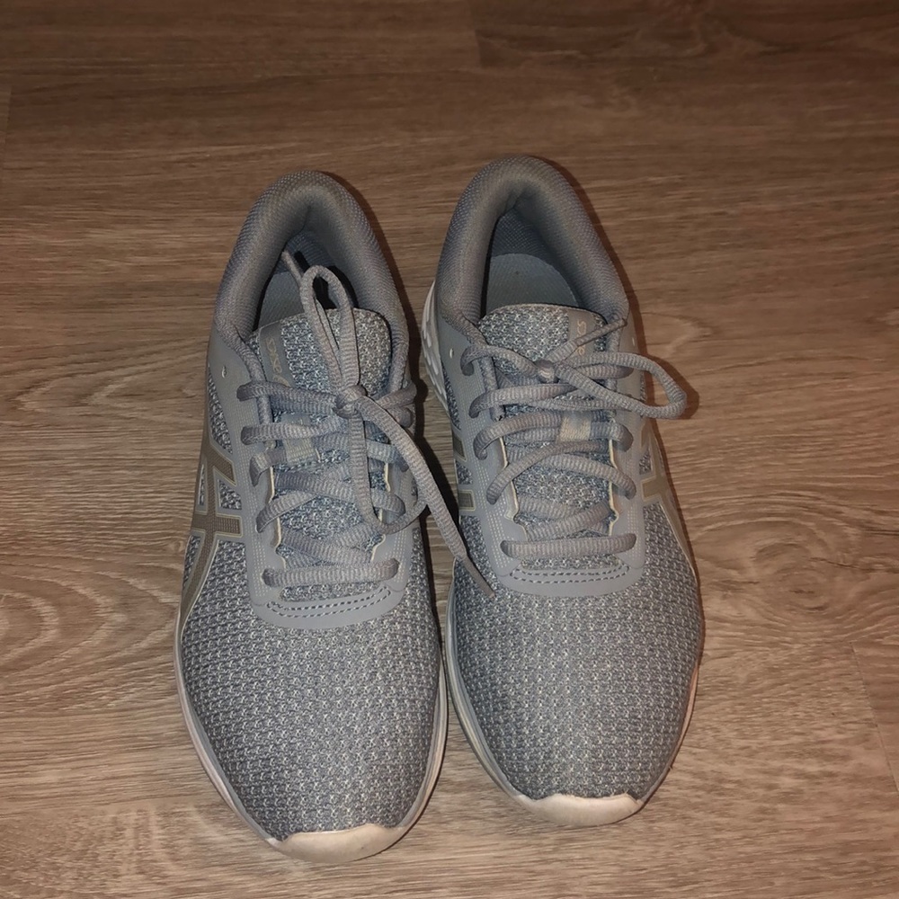 ASIC Running shoes